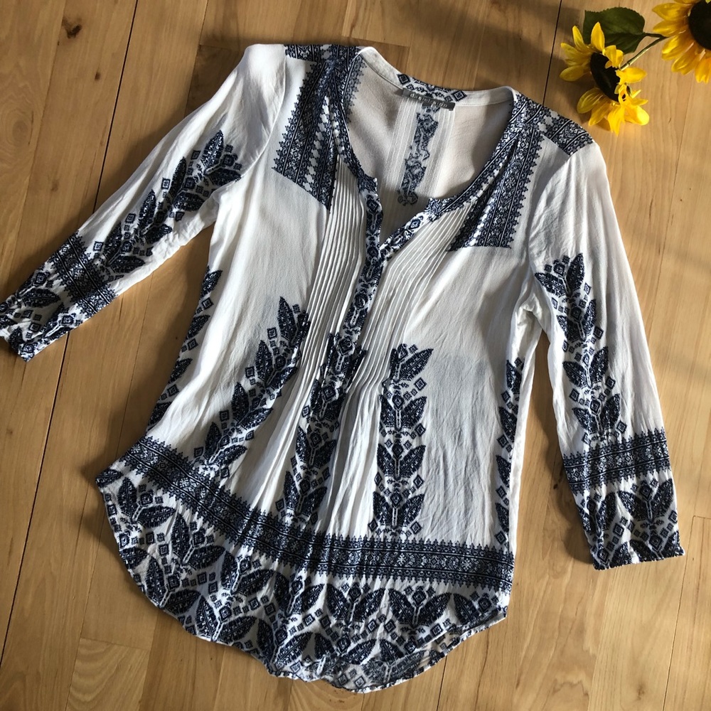 Daniel Rainn Peasant Style Top from Stitch Fix Size Medium